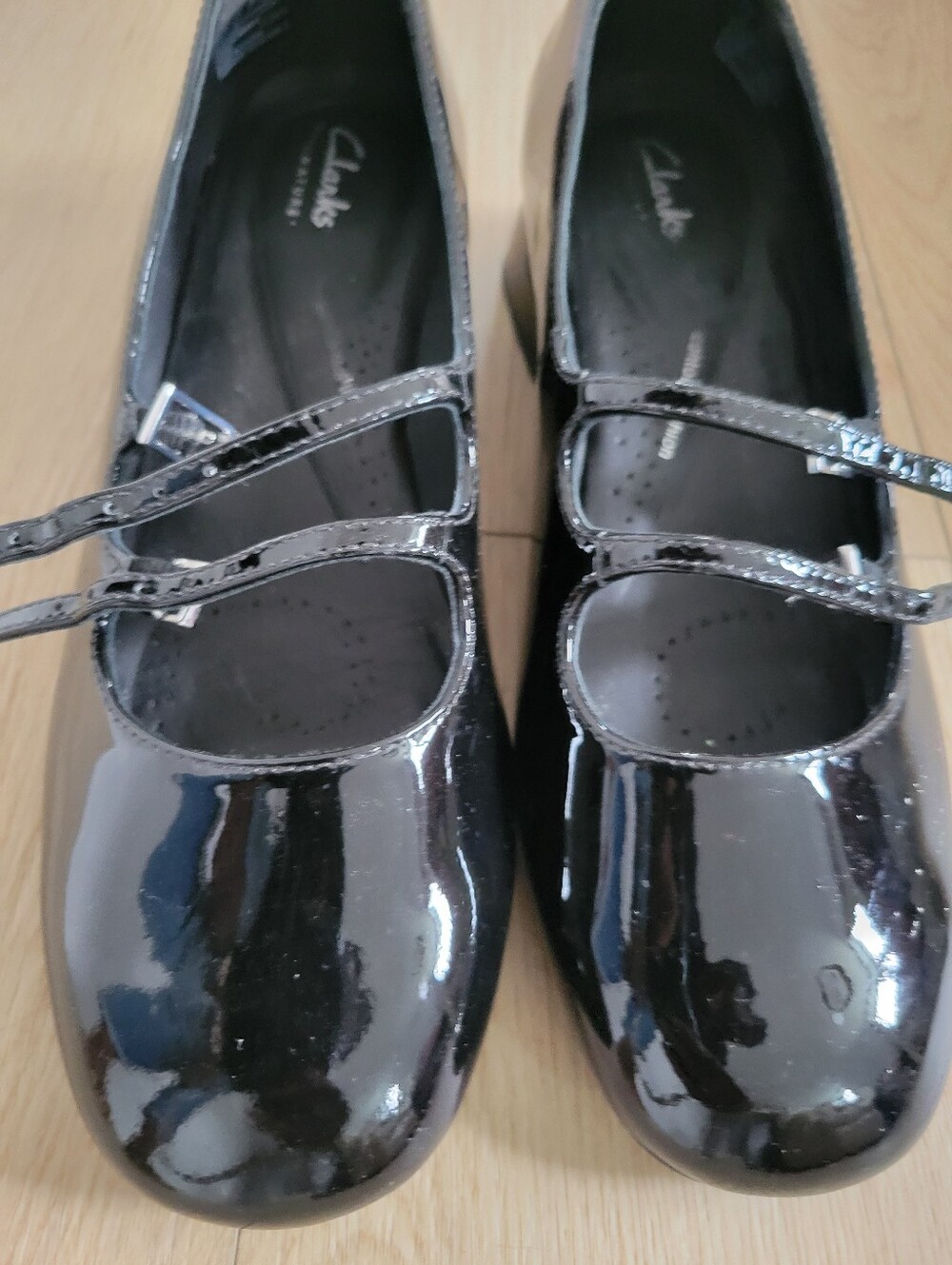 Clarks Daiss30 Mary Jane Block Heels Black Patent 1.2" Heels